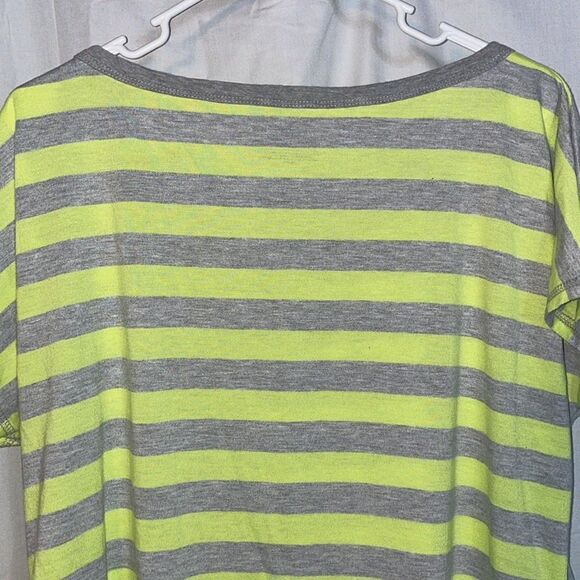 Bobbie brooks stripes T shirt - Picture 6 of 8
